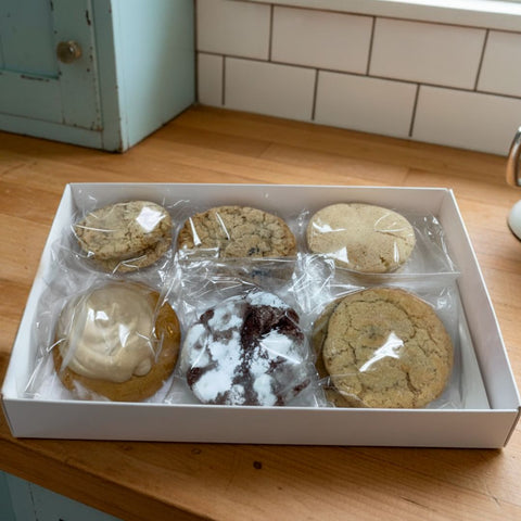 Assorted Cookie Box - 15 cookies