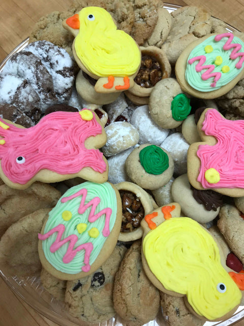 Cookie Tray - Medium - Easter Cut Out Cookies with Chocolate Chip and Other Classic Cookies - Linda's Kitchen