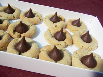 Candy Kiss Cookies - Linda's Kitchen